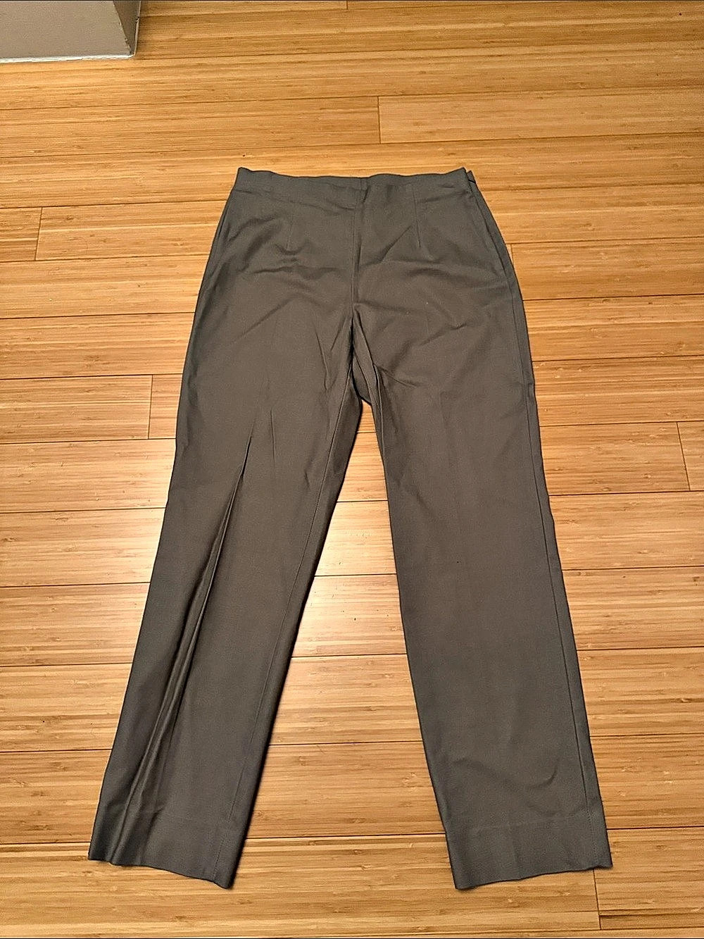 ZOZO Straight Leg Pants in Tannish Size 4 Like New